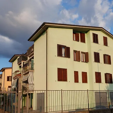 Latte E Menta Отель Motta Visconti